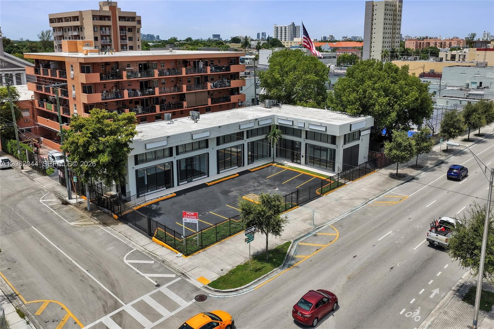 900 Flagler St, Miami FL 33130