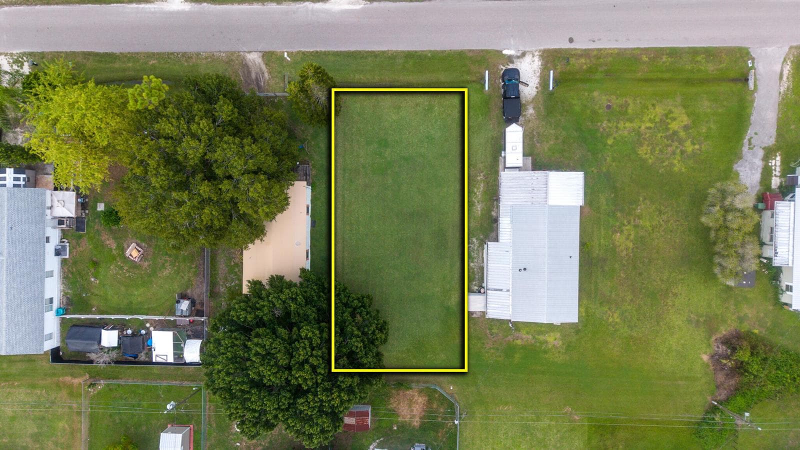 1222 E CHOBEE Street, Okeechobee FL 34974