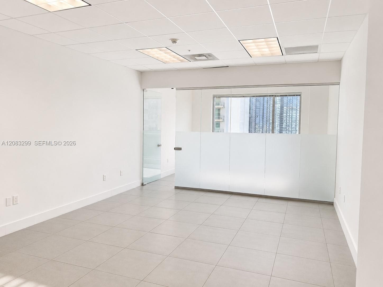175 SW 7th St # 1809, Miami FL 33130