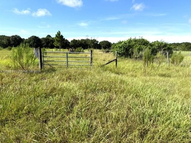 3003 Hicks Rd, Lorida FL 33857
