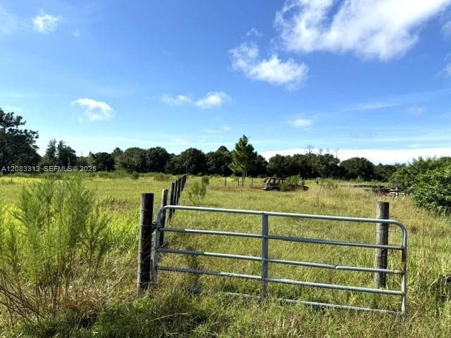 3003 Hicks Rd, Lorida FL 33857
