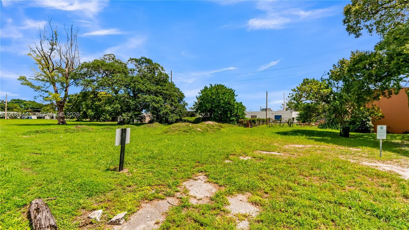 24 NW 5th Ave, Dania Beach FL 33004