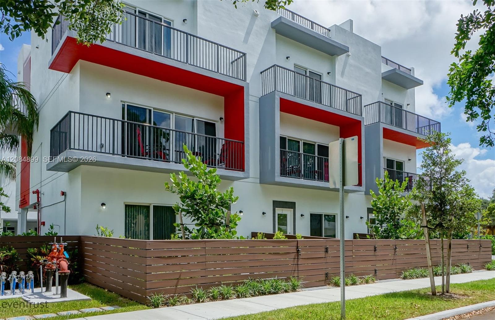 1813 Madison St, Hollywood FL 33020