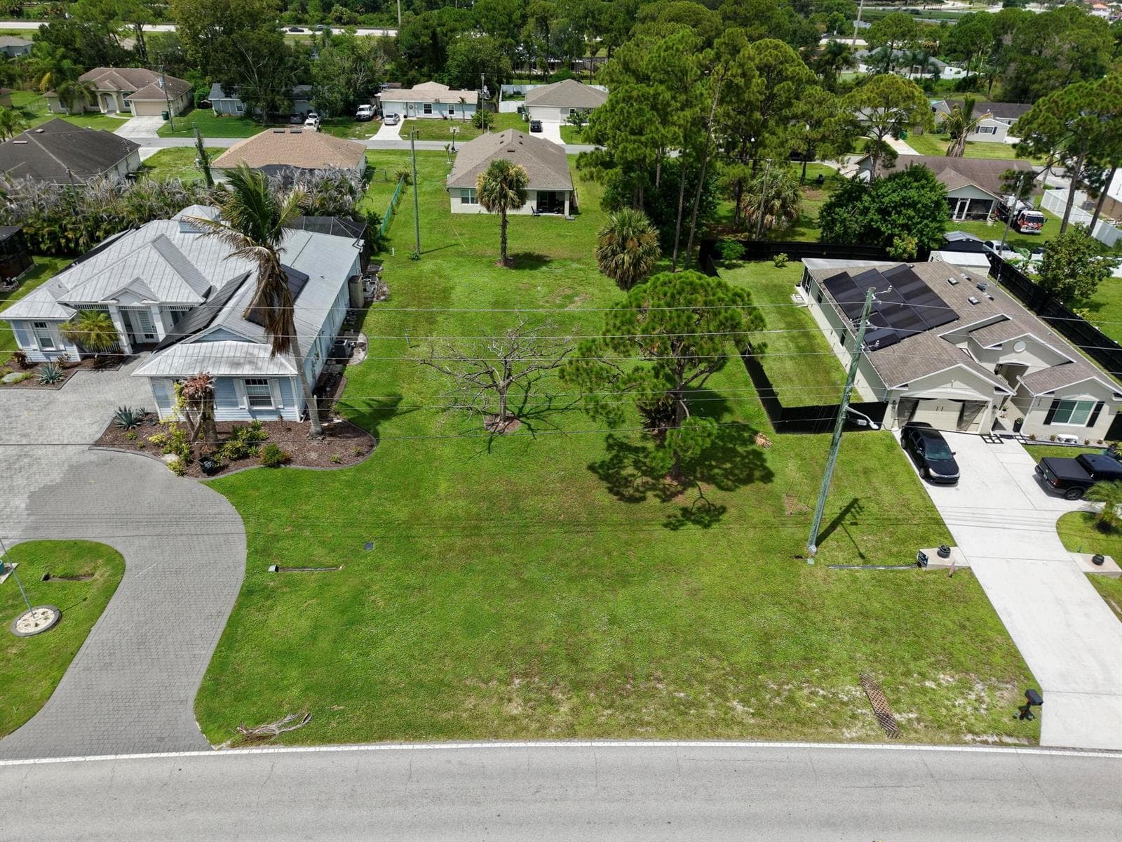 590 NW Bayshore Boulevard, Port St. Lucie FL 34983