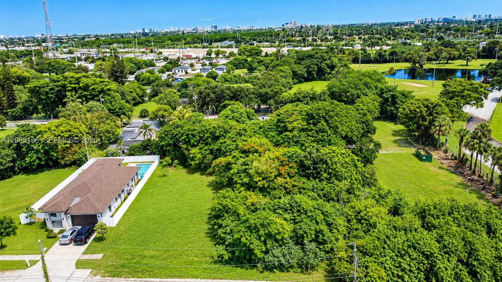 2620 NW 20th Ave, Oakland Park FL 33311