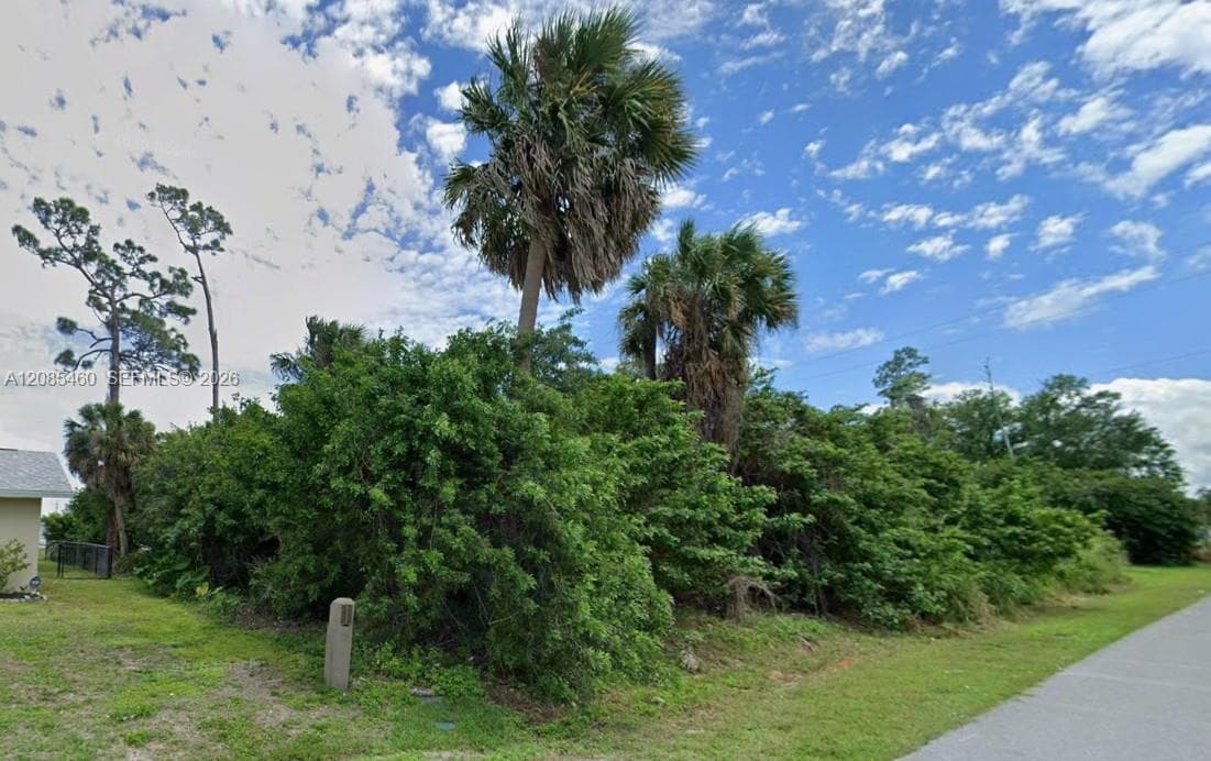 549 Ridgewood Street, Port Charlotte FL 33952