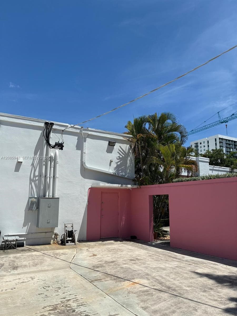 105, 111, 119 NE 21 Street, Miami FL 33137