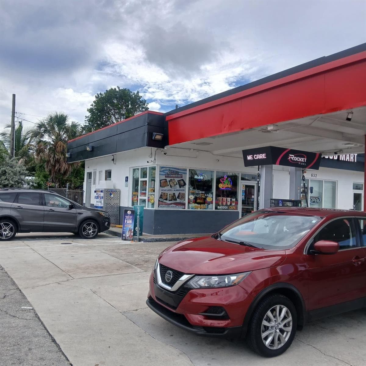 632 N DIXIE Highway, FL 33460