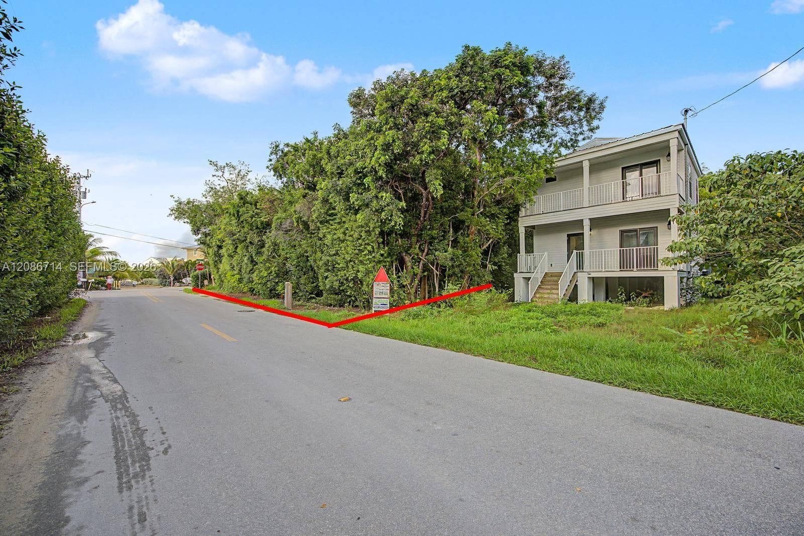 15 Ocean View Blvd, Key Largo FL 33037