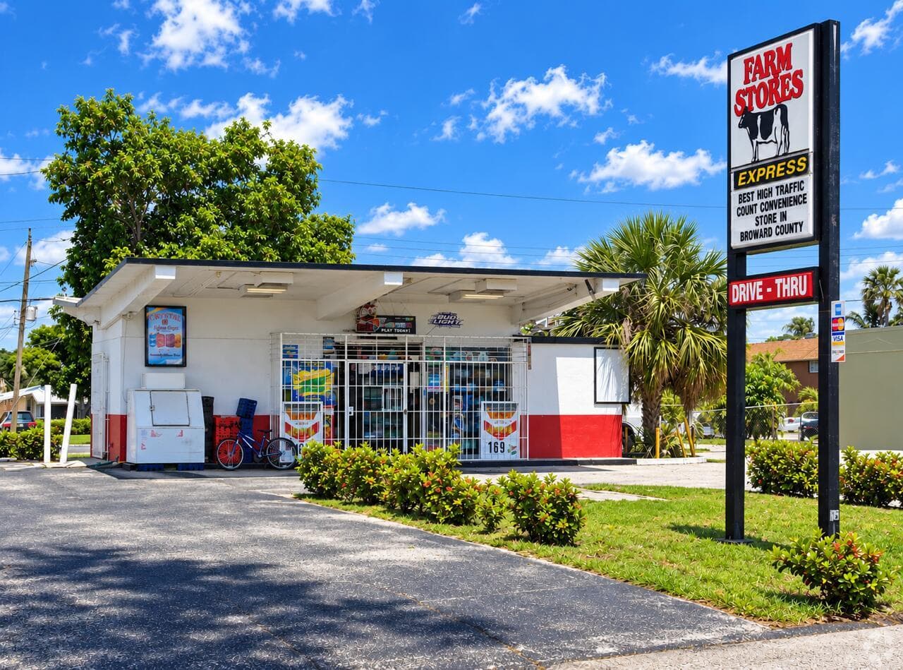 1621 N Cypress Road, Pompano Beach FL 33060