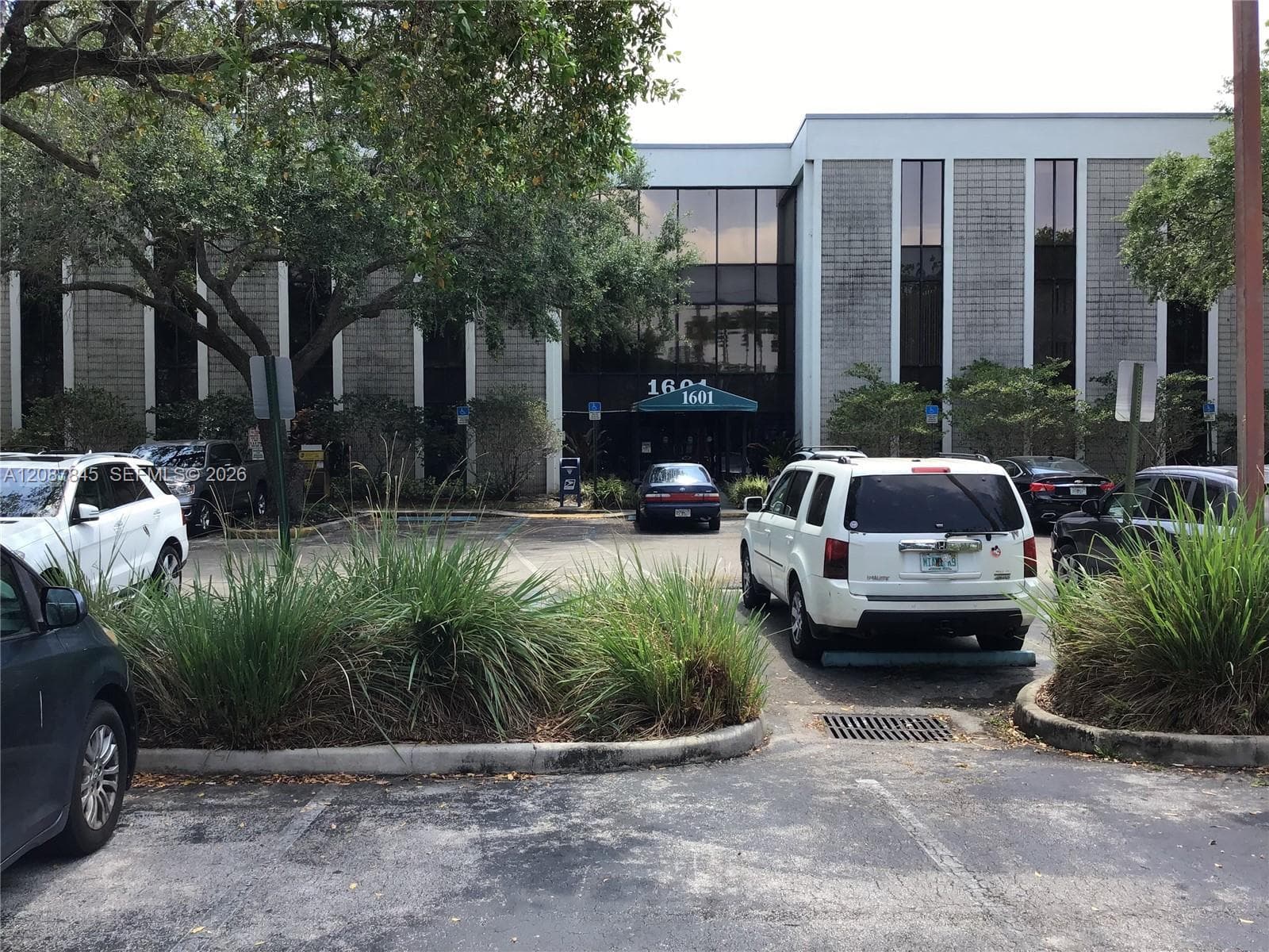 1601 N Palm Ave # 101, Pembroke Pines FL 33026