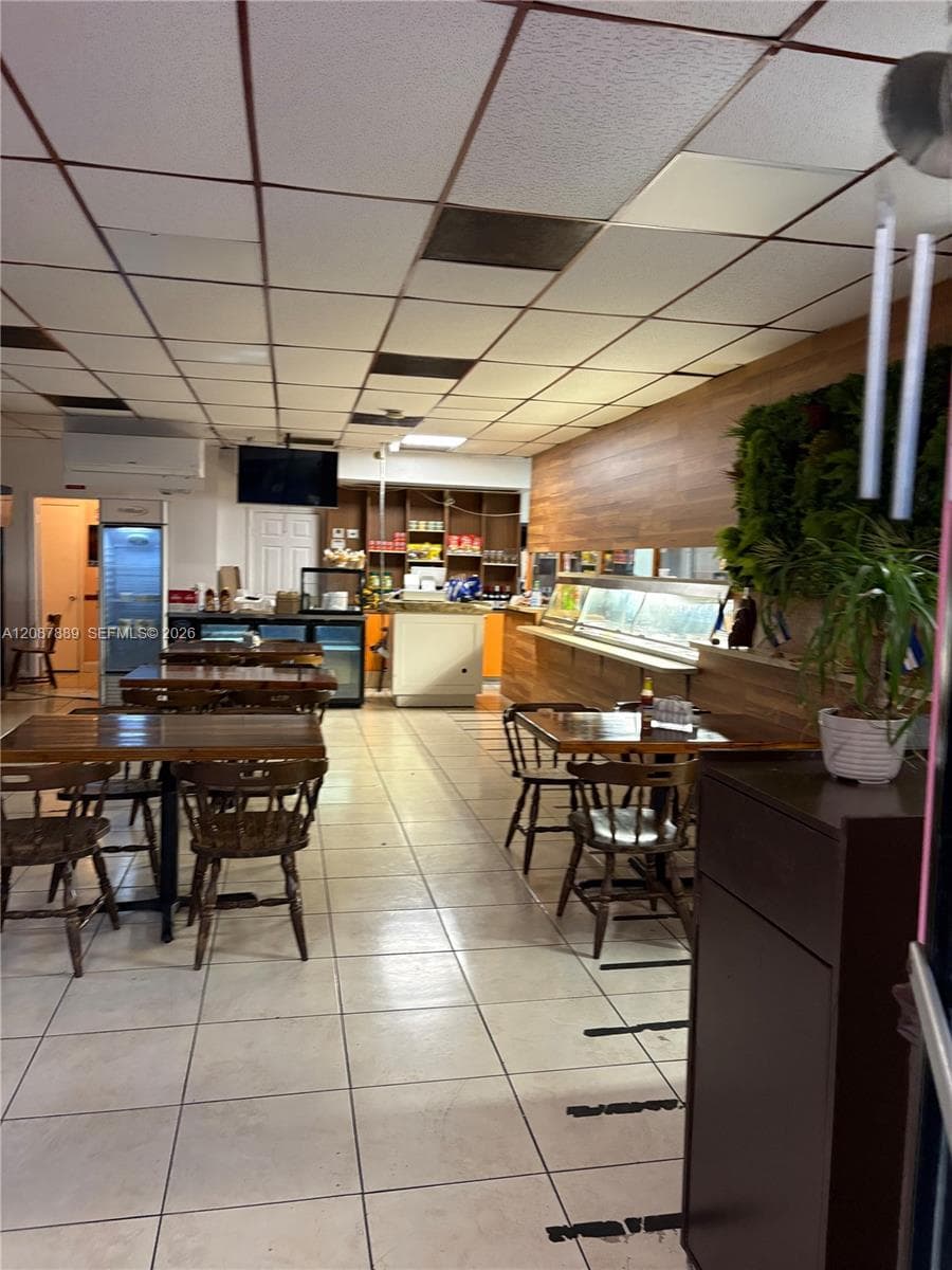 Hialeah, FL, 33012