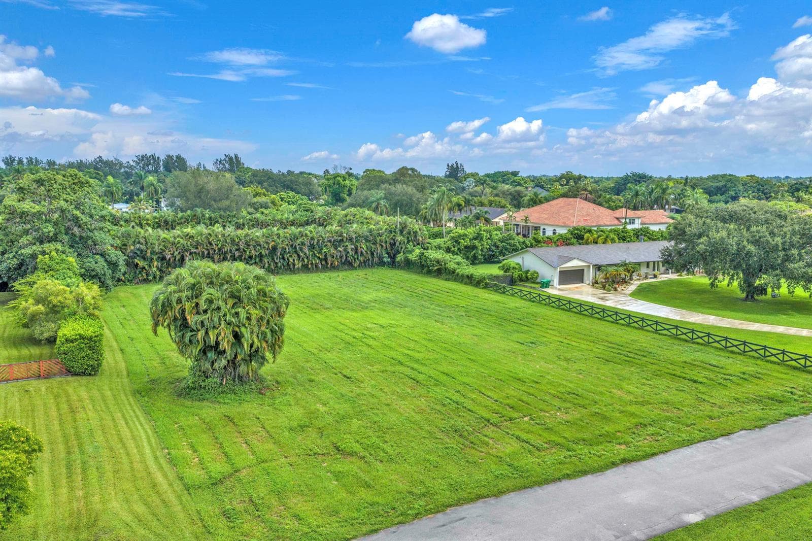 13801 SW 29TH Street, Davie FL 33330