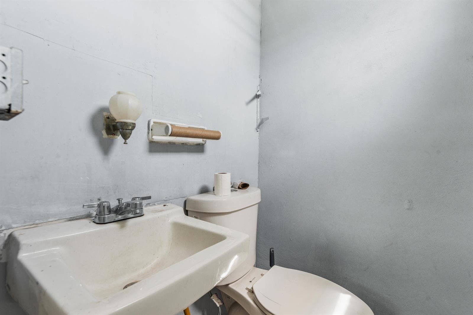 11150 SE FEDERAL Highway, Hobe Sound FL 33455
