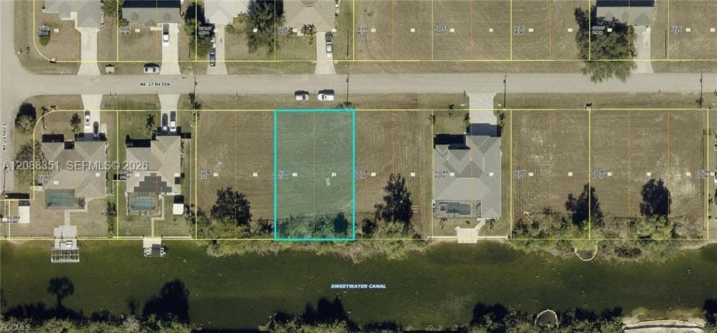 2050 NE 27th Ter, Cape Coral FL 33909