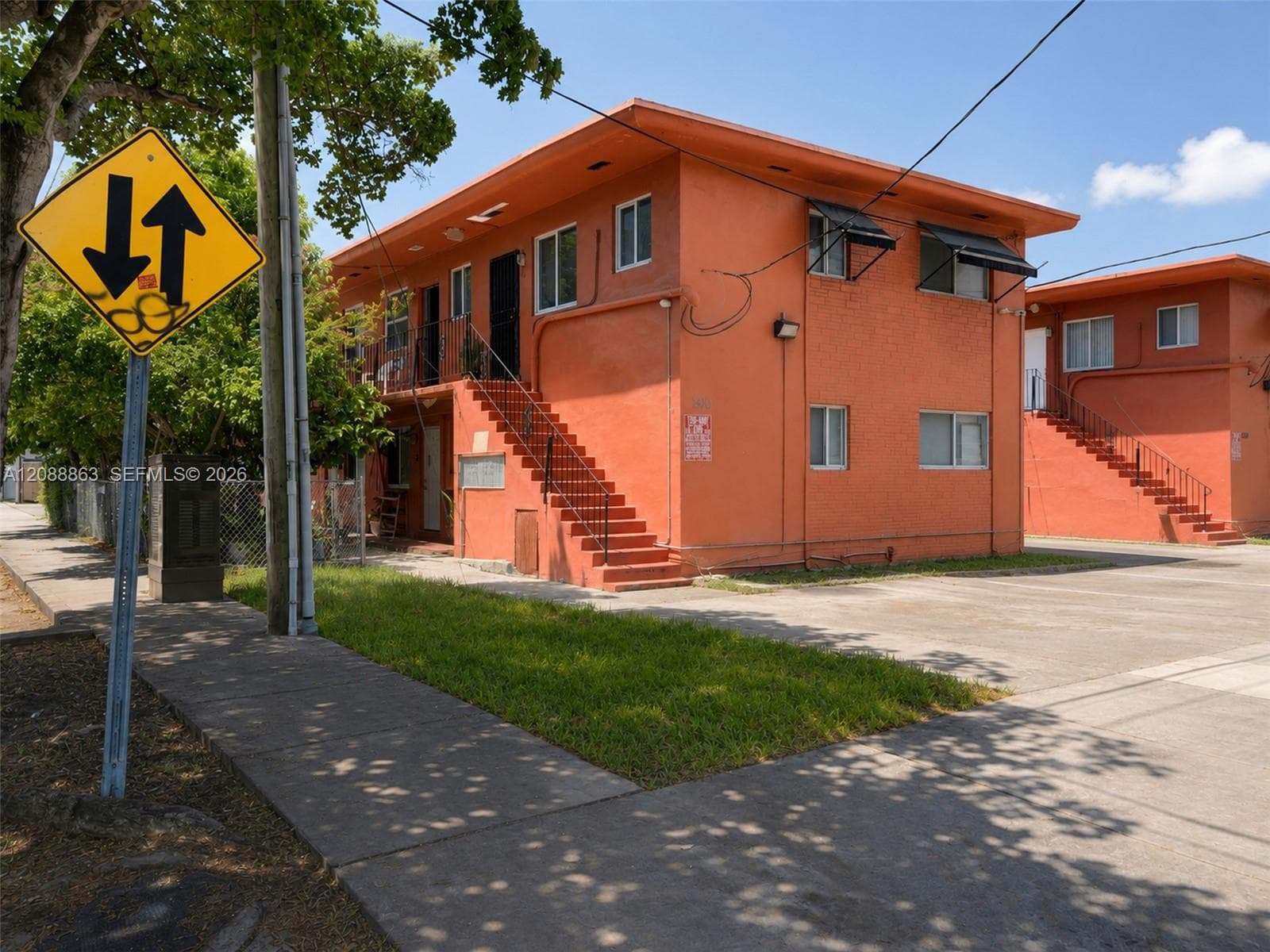 500 SW 3rd St, Miami FL 33130