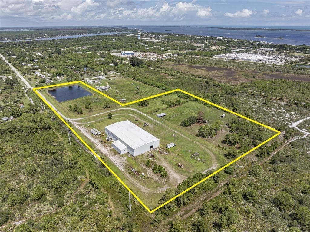 7550 129th Street, Sebastian FL 32958