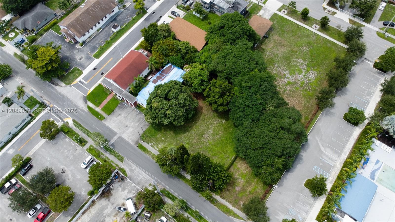 708 NW 2nd Ave, Hallandale Beach FL 33009