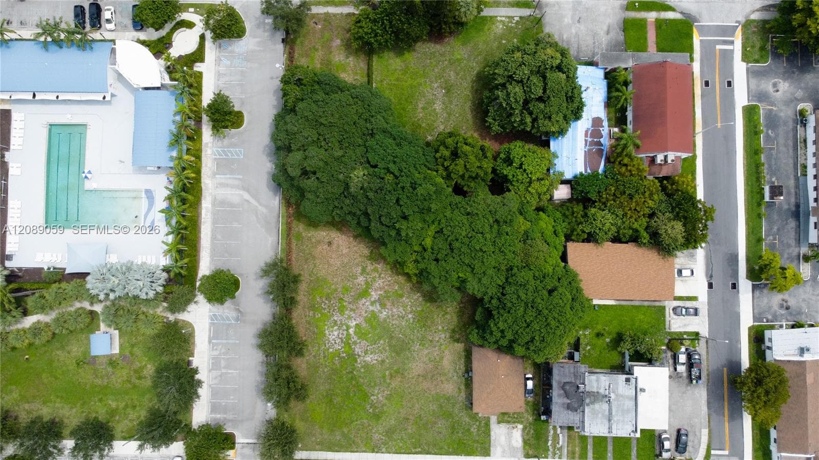 708 NW 2nd Ave, Hallandale Beach FL 33009