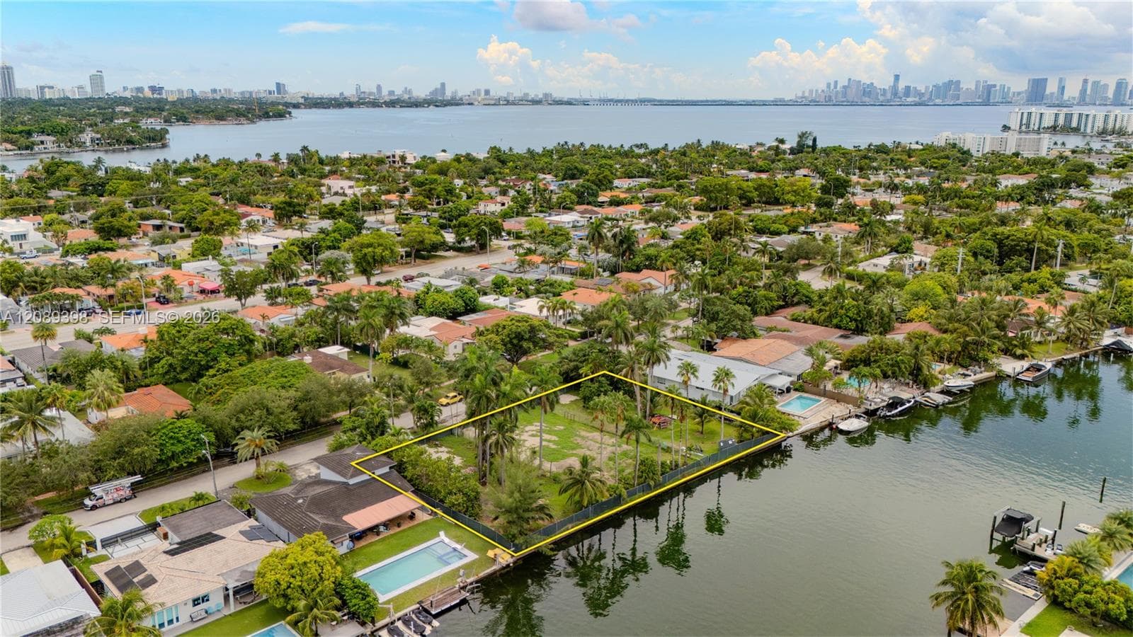 1415 Marseille Dr, Miami Beach FL 33141