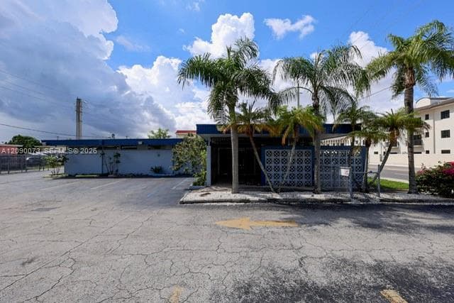 2825 E 4th Ave, Hialeah FL 33013