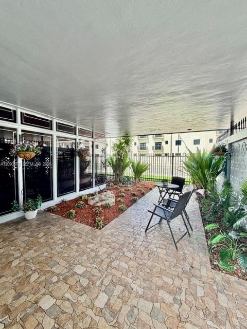 2825 E 4th Ave, Hialeah FL 33013