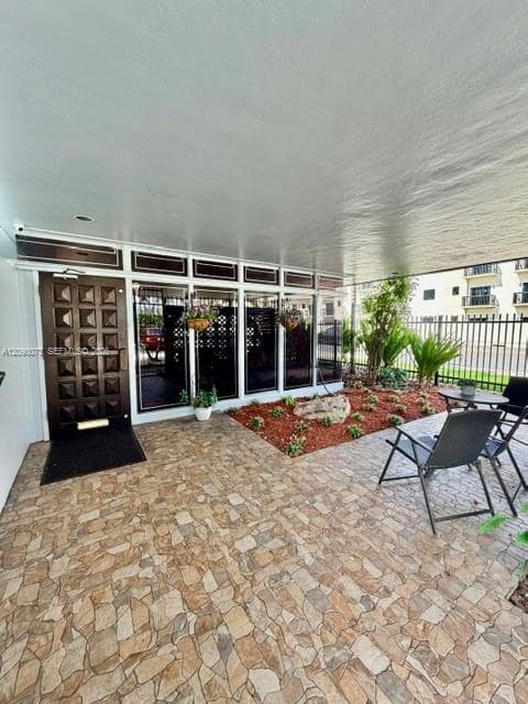 2825 E 4th Ave, Hialeah FL 33013