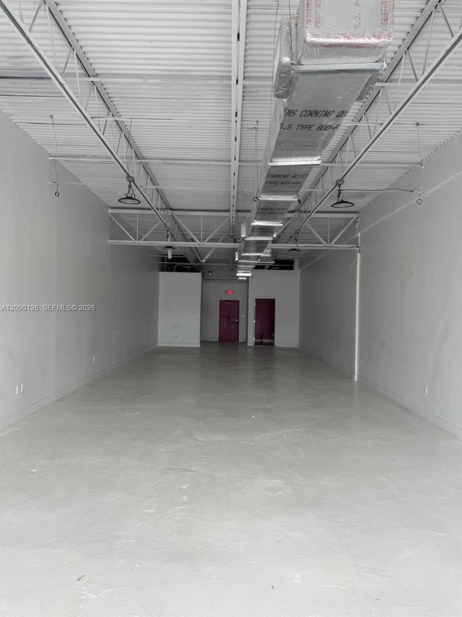 4713 N University Dr, Lauderhill FL 33351