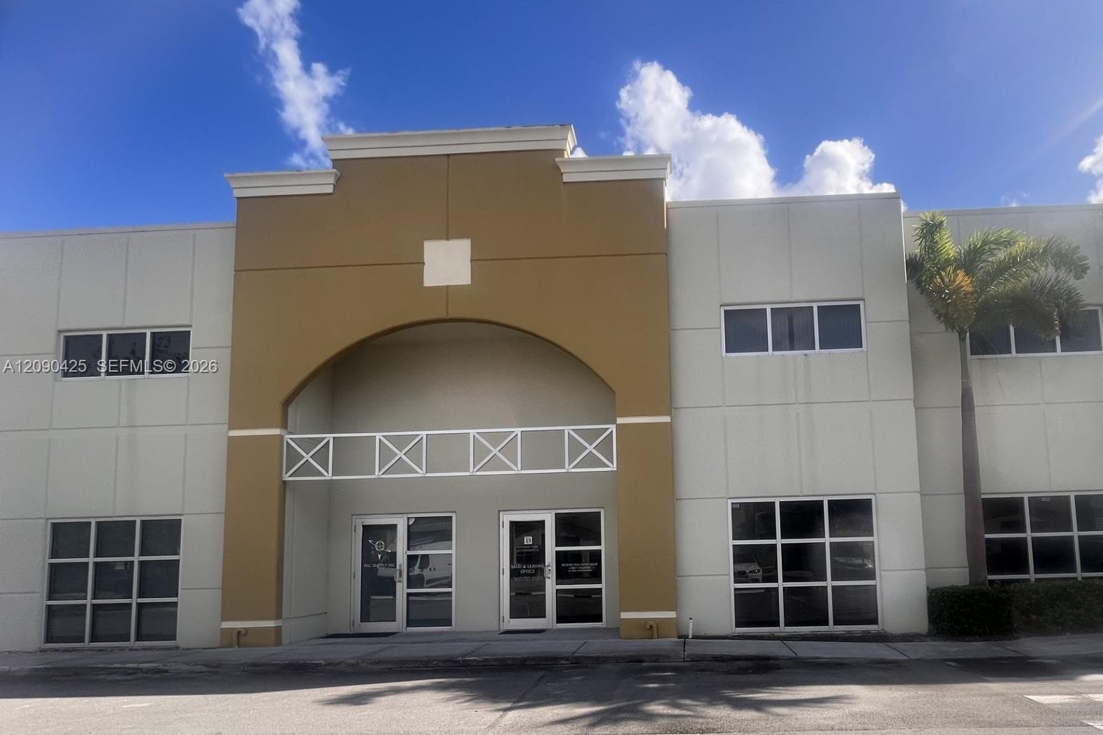 2051 NW 112th Ave, Sweetwater FL 33172