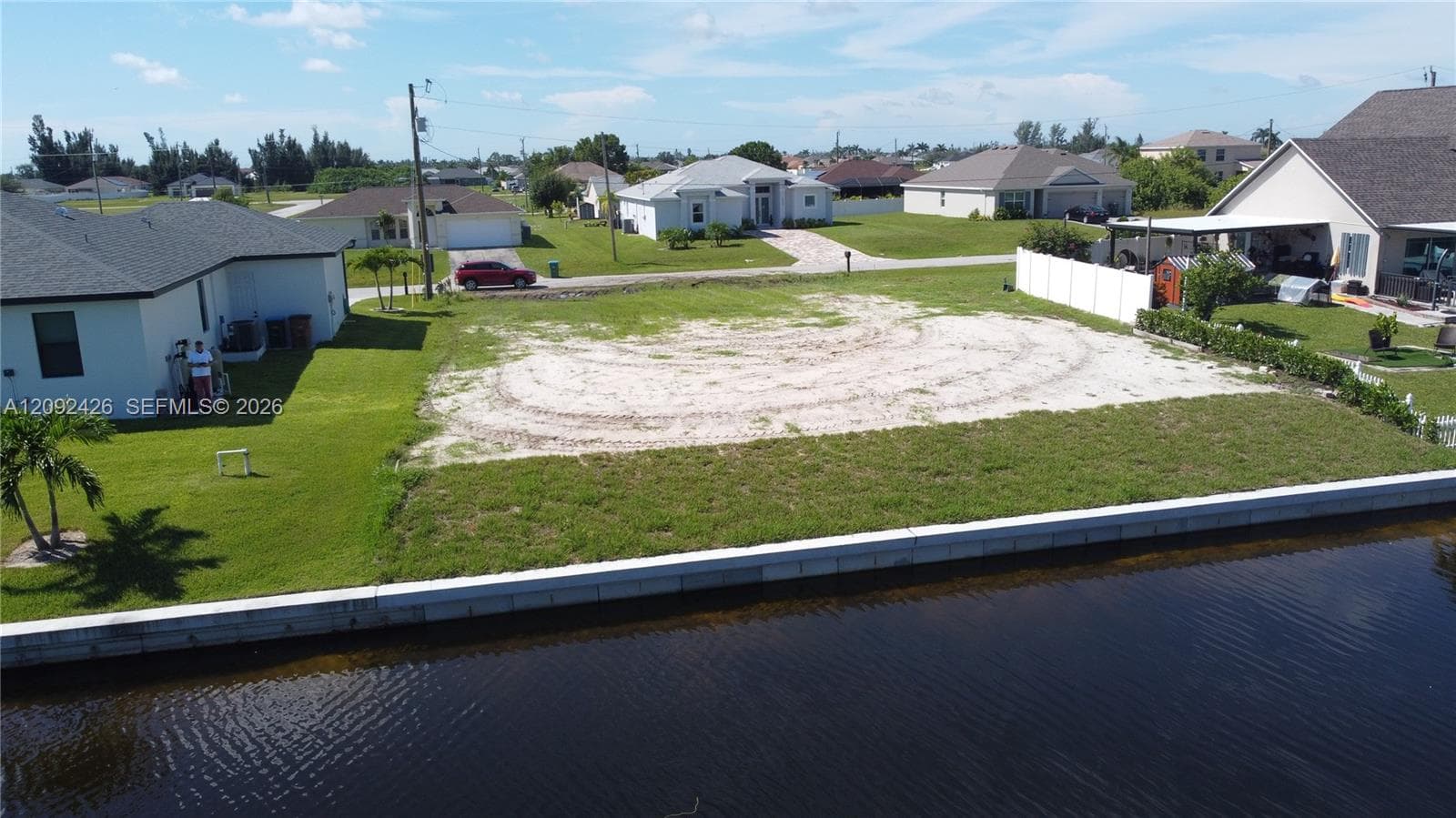 2907 NW 9 ST, Cape Coral FL 33993