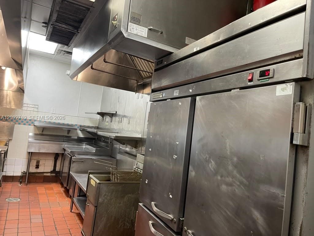 18279 Pines Blvd, Pembroke Pines FL 33029