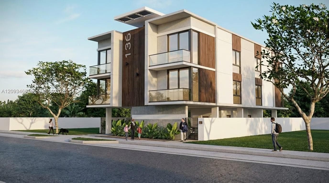 136 SW 11th Ave, Miami FL 33130