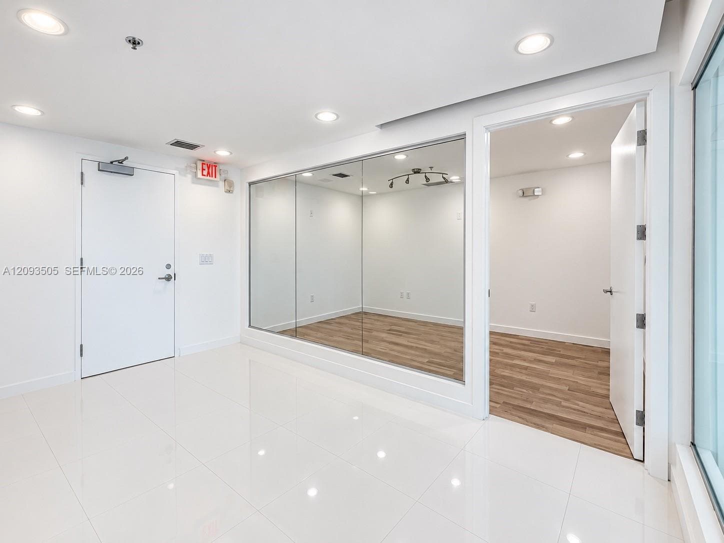 40 SW 13th St # 505, Miami FL 33130