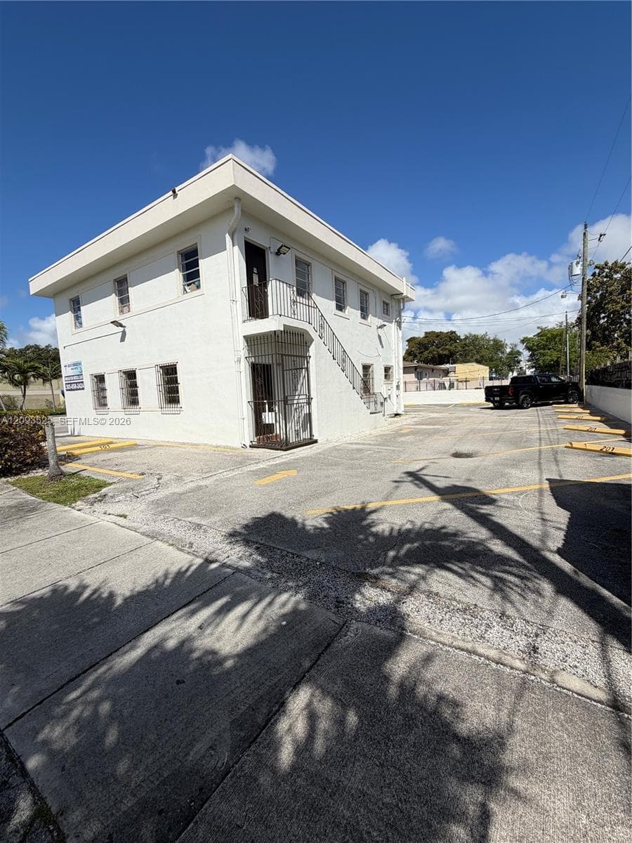 1933 SW 27th Ave, Miami FL 33145