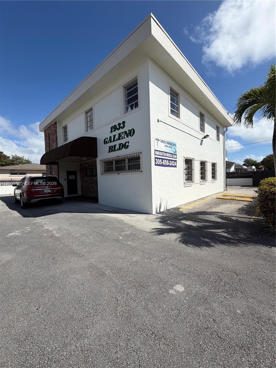 1933 SW 27th Ave, Miami FL 33145