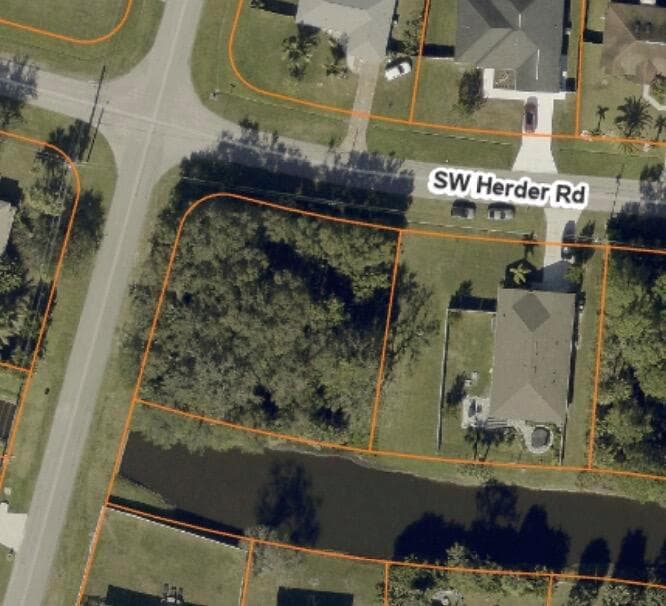 1498 SW HERDER Road, Port St. Lucie FL 34953