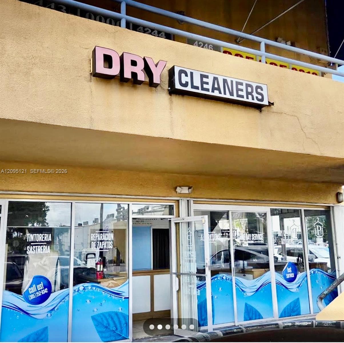 4246 W 16th Ave, Hialeah FL 33012