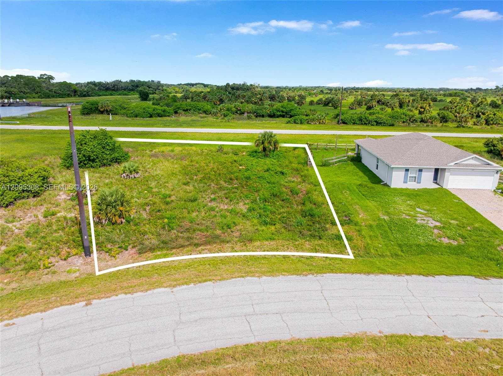 142 Bethlehem Pl, Other City - In The State Of Florida FL 33935