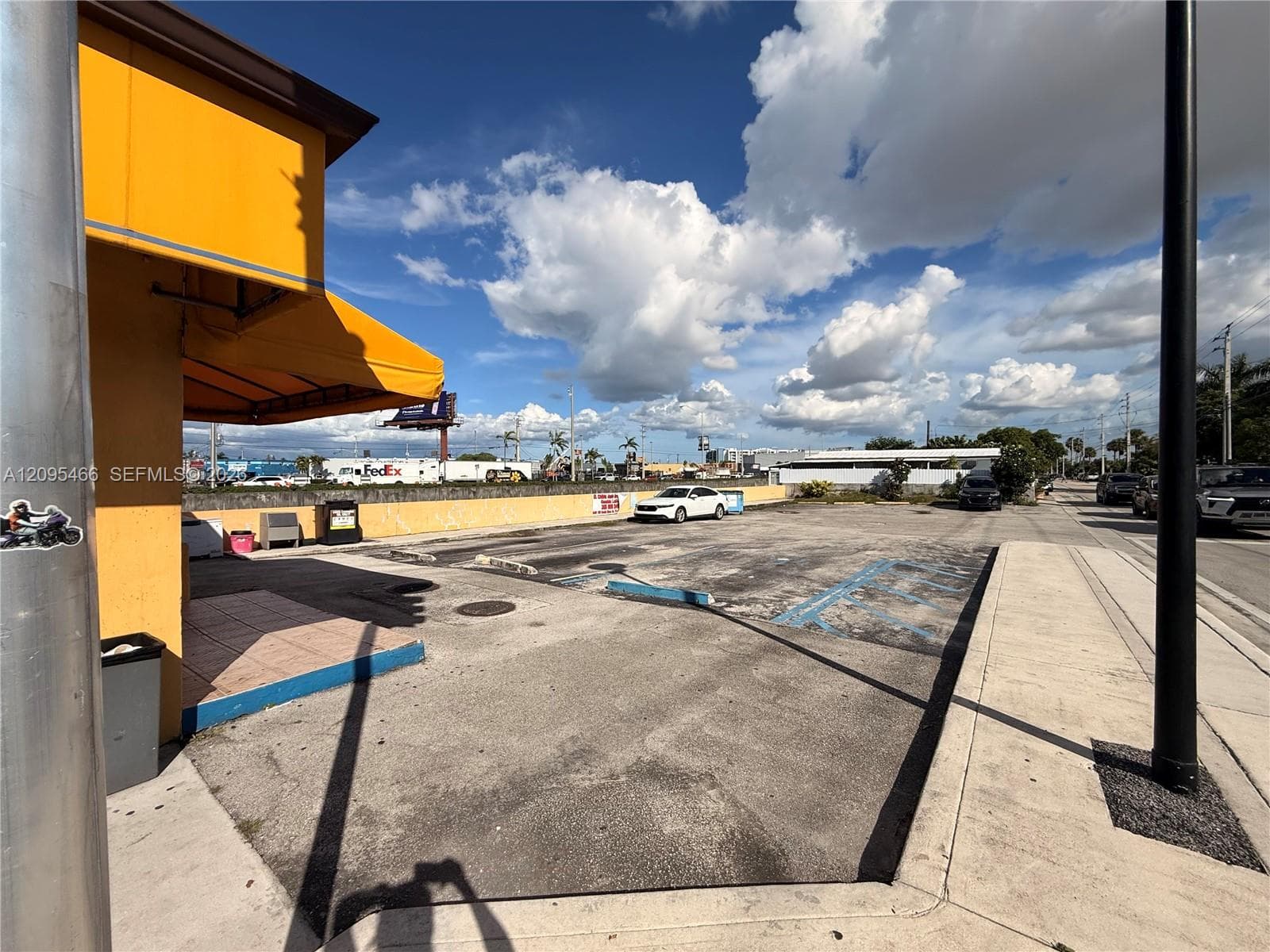 8401 NW South River Dr, Medley FL 33166