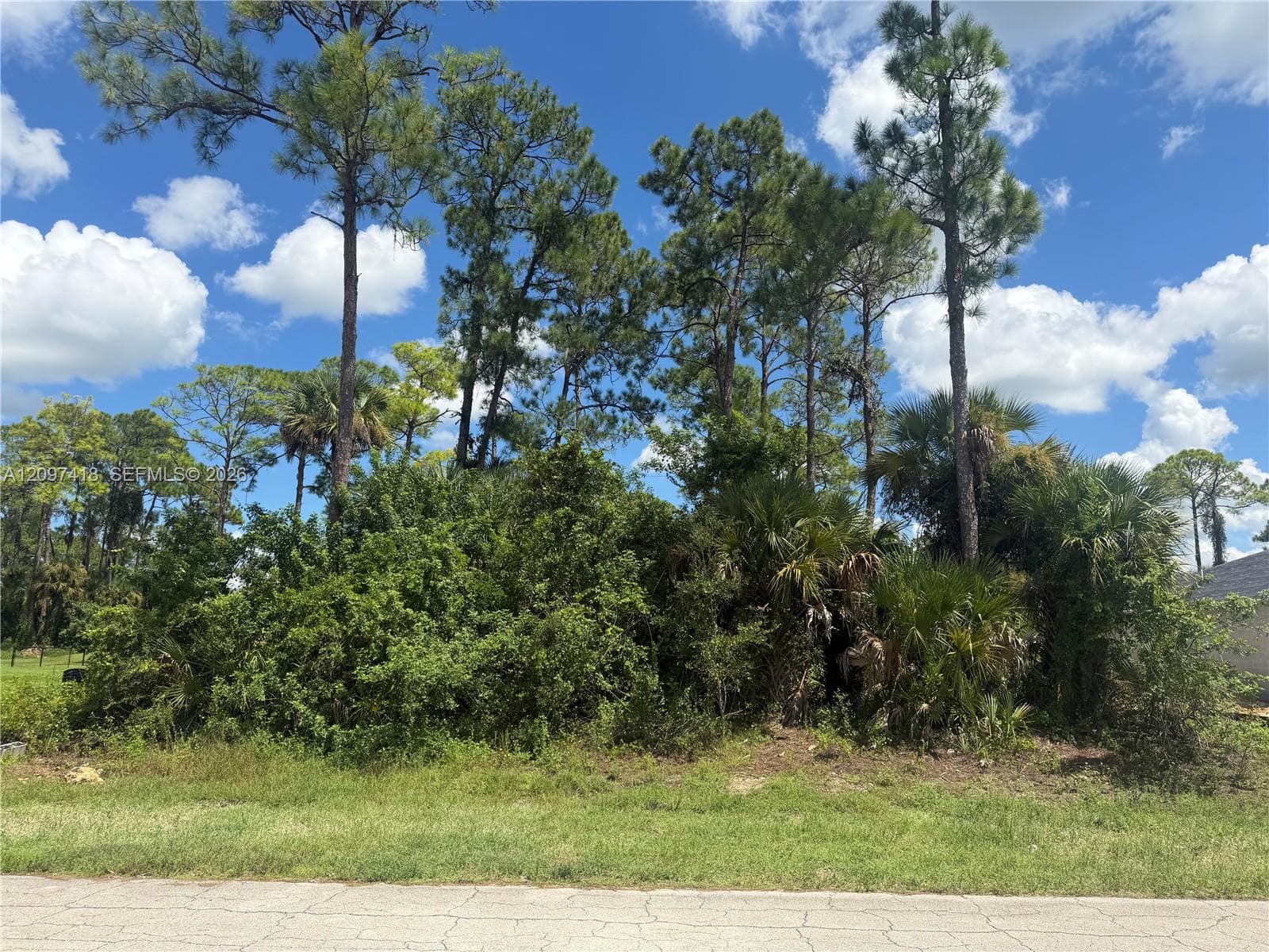 5018 N ROSEBUD CIR, La Belle FL 33935