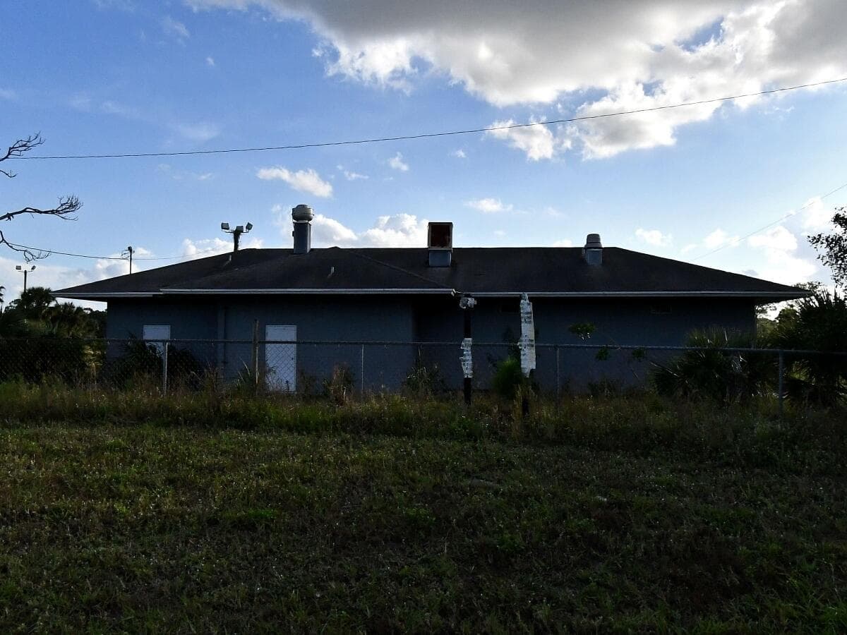 2525-Center-Rd-Fort-Pierce-FL-Building-P