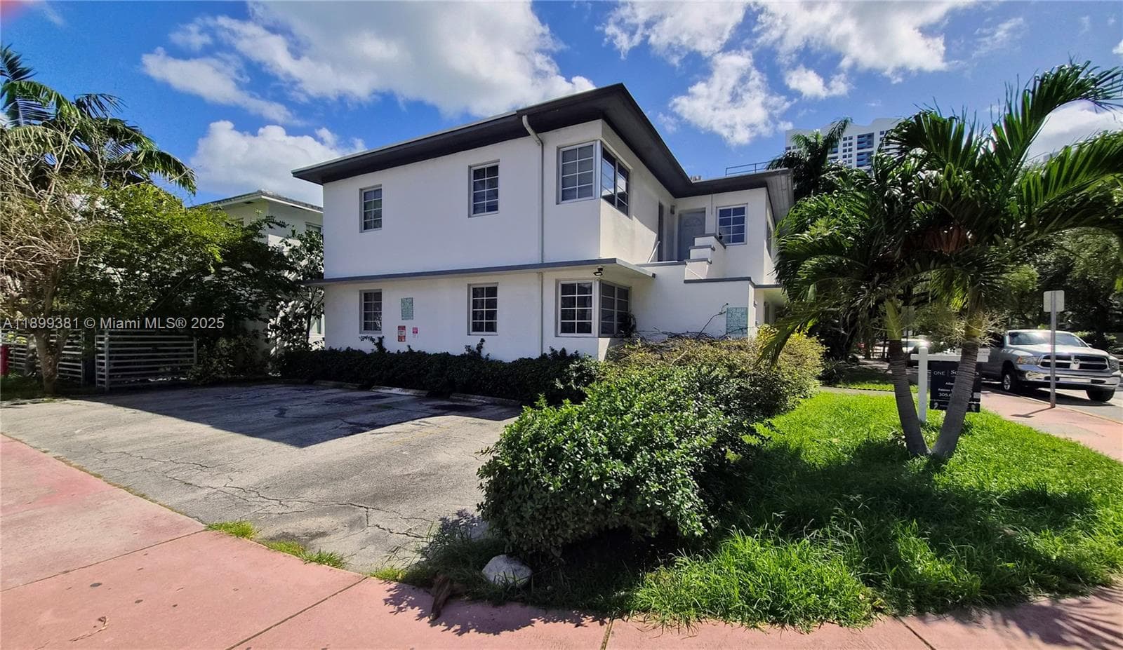 1485 Bay Rd, Miami Beach FL 33139