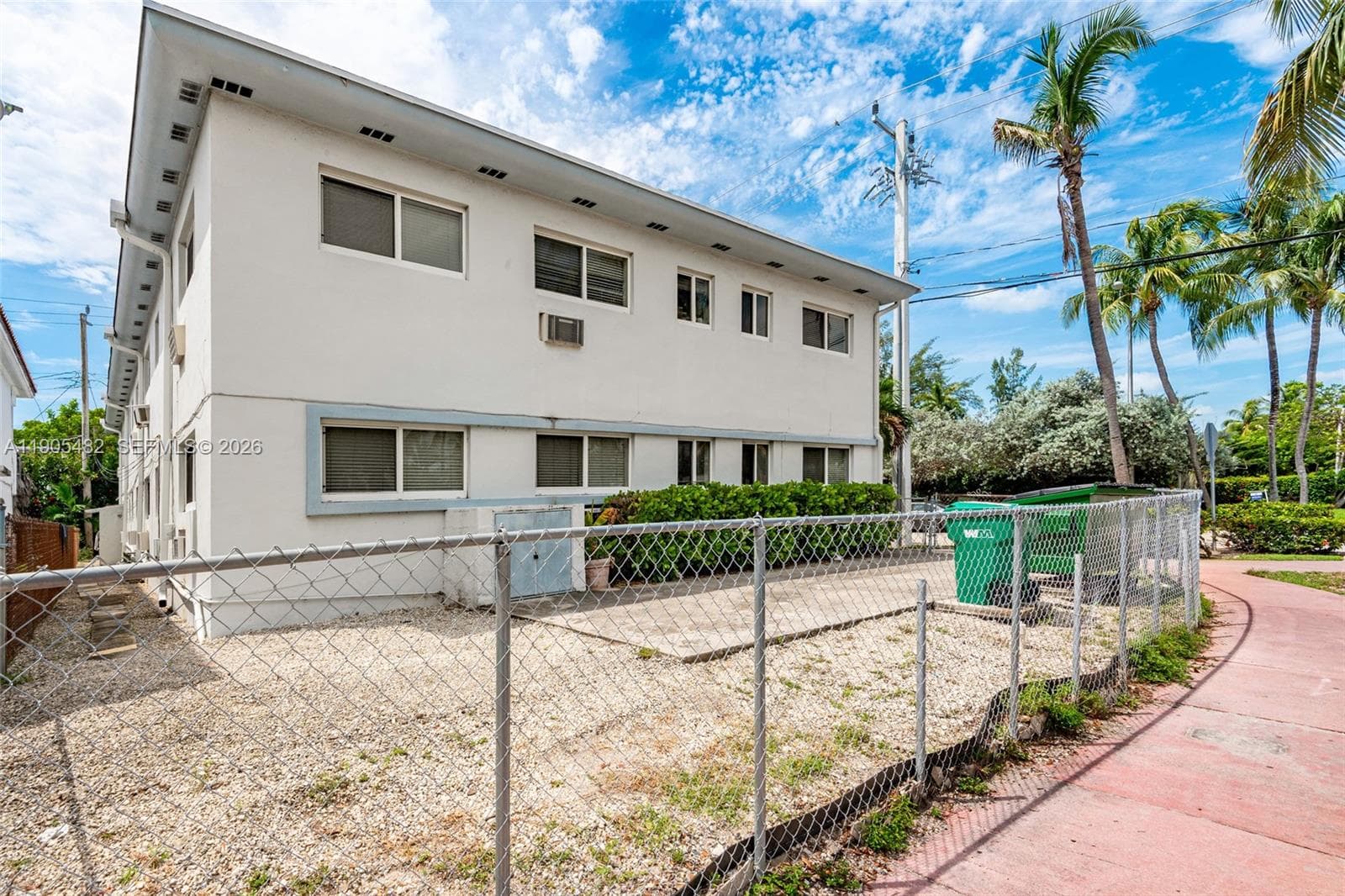 7155 Rue Notre Dame, Miami Beach FL 33141