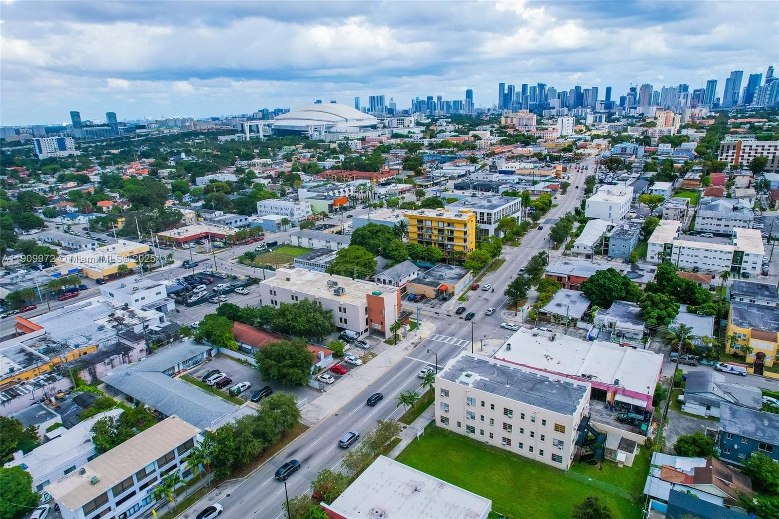 1901 SW 1st St, Miami FL 33135