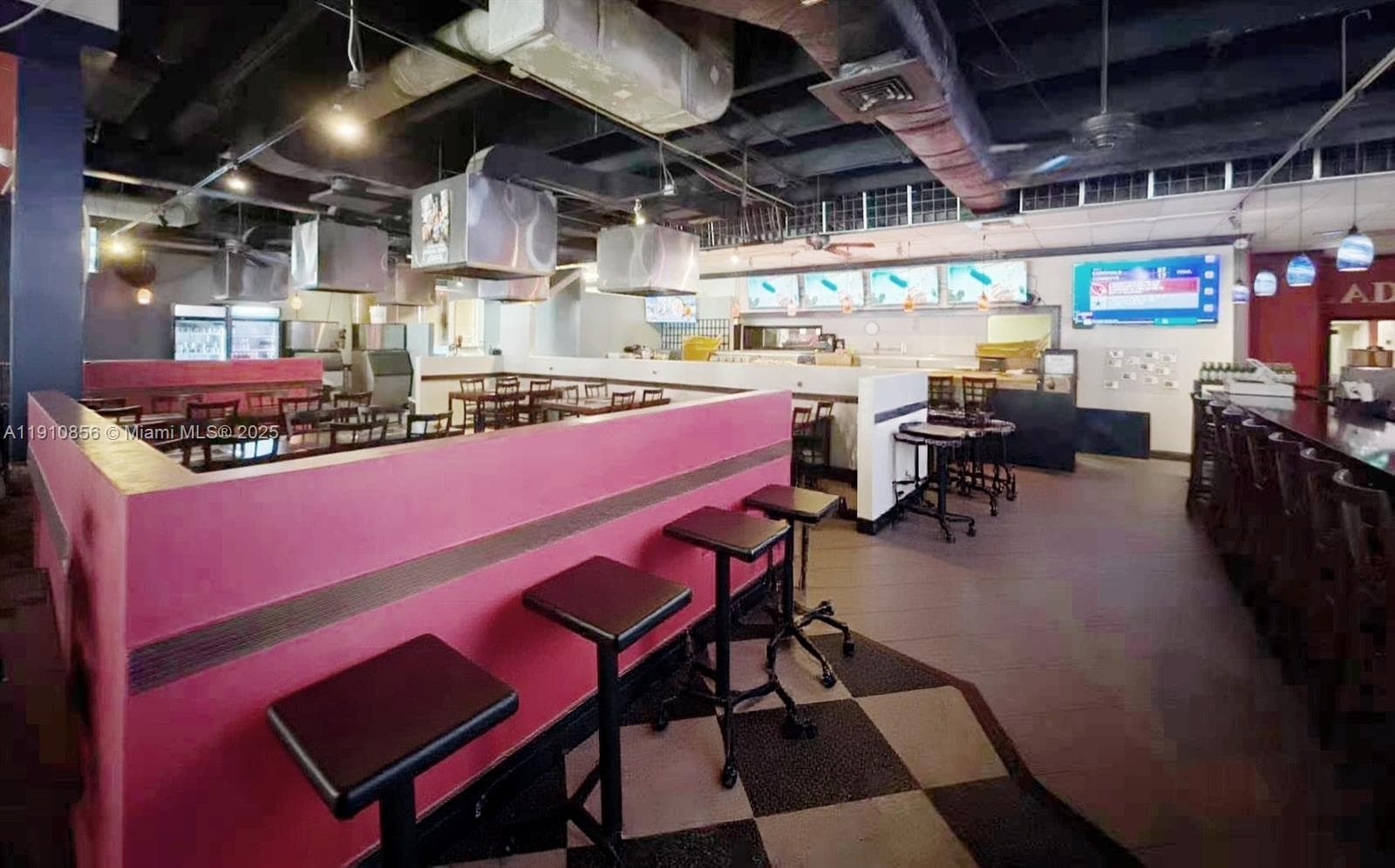 7225 W OKALAND PARK BLVD, Lauderhill FL 33313