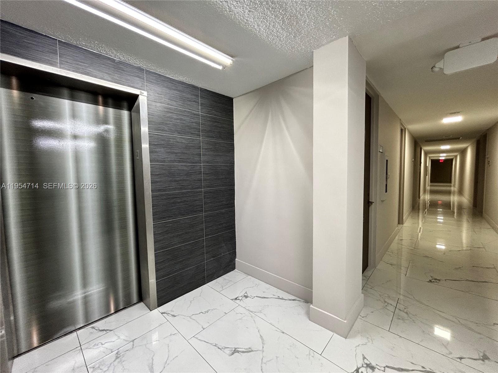4121 NW 5th St # 100, Plantation FL 33317