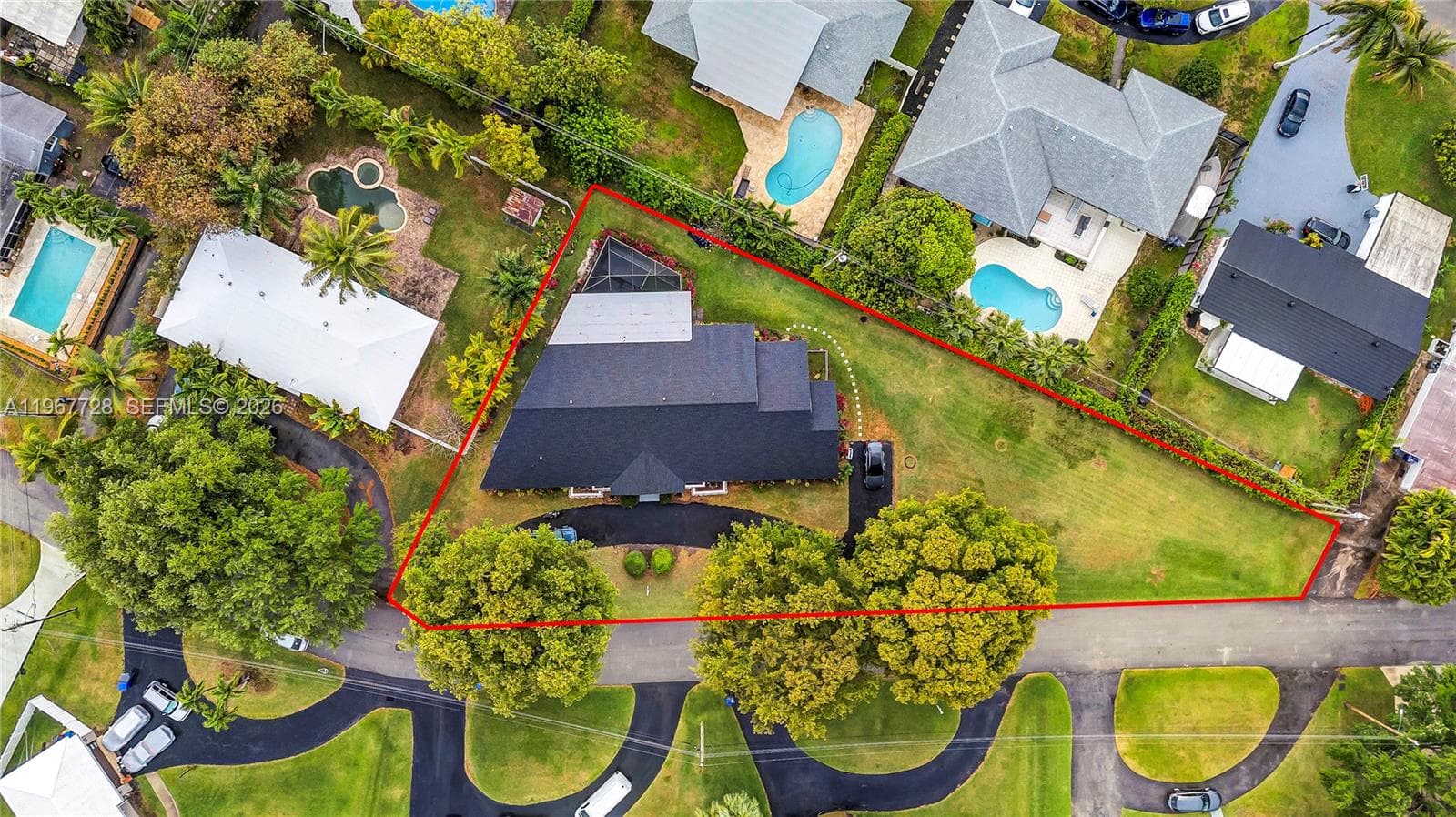 3211 Calle Largo Dr, Hollywood FL 33021
