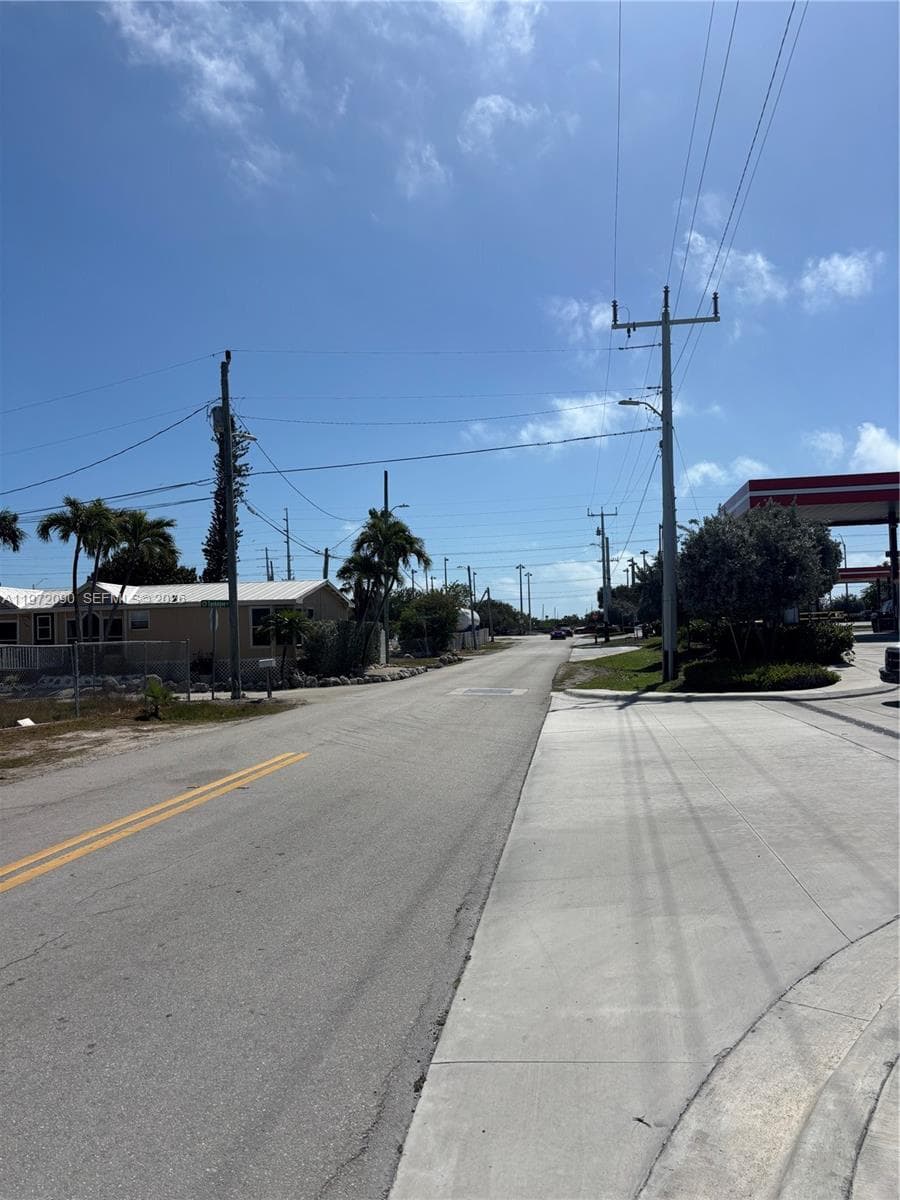 319 Tuskegee Street, Marathon FL 33050