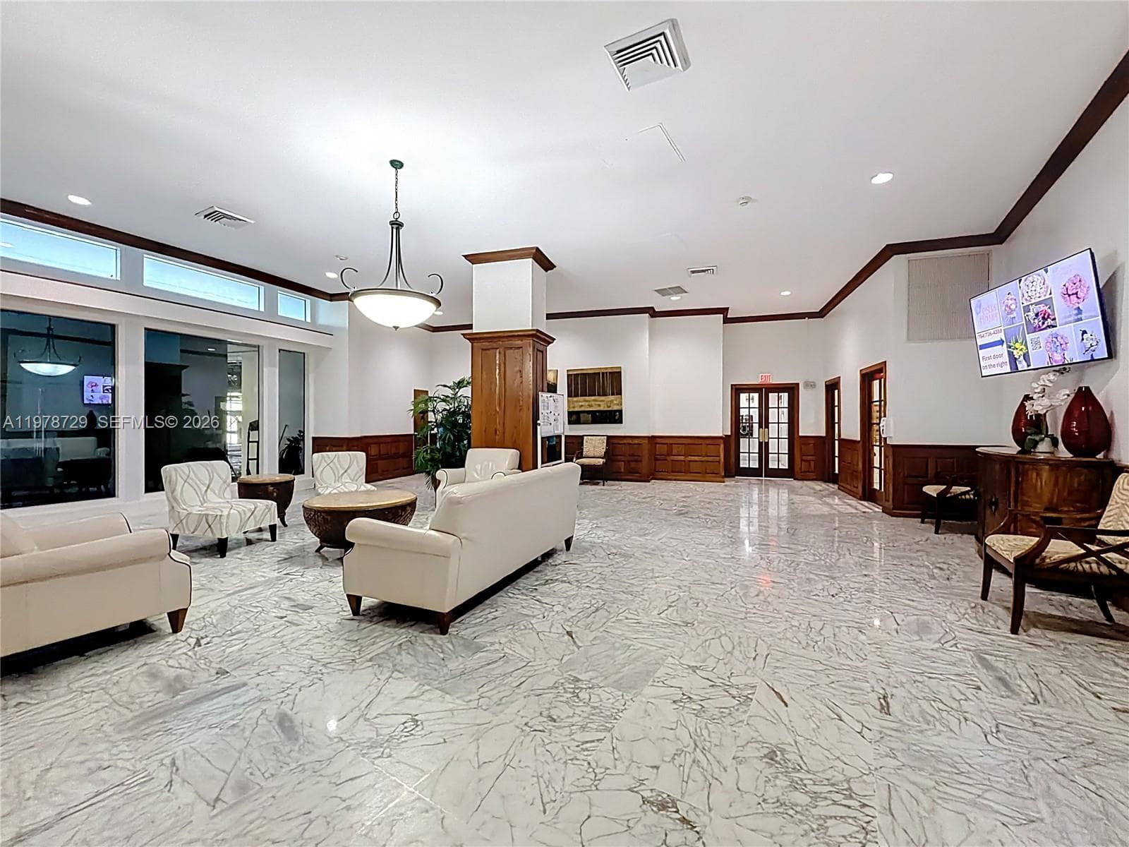 3505 S Ocean Dr, Hollywood FL 33019