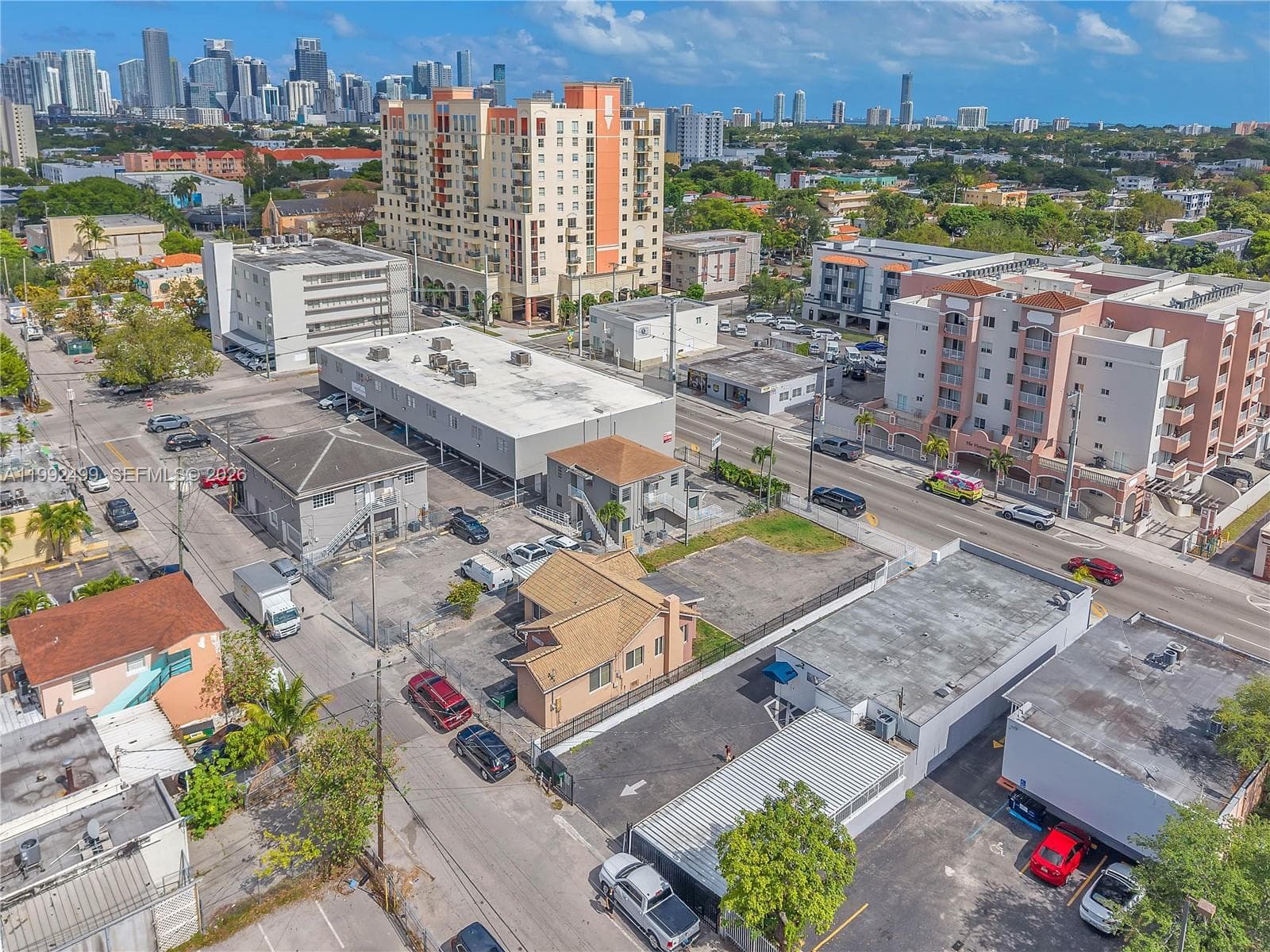 1437 SW 1th Street
